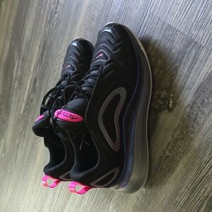 Nike women's Air Max 720